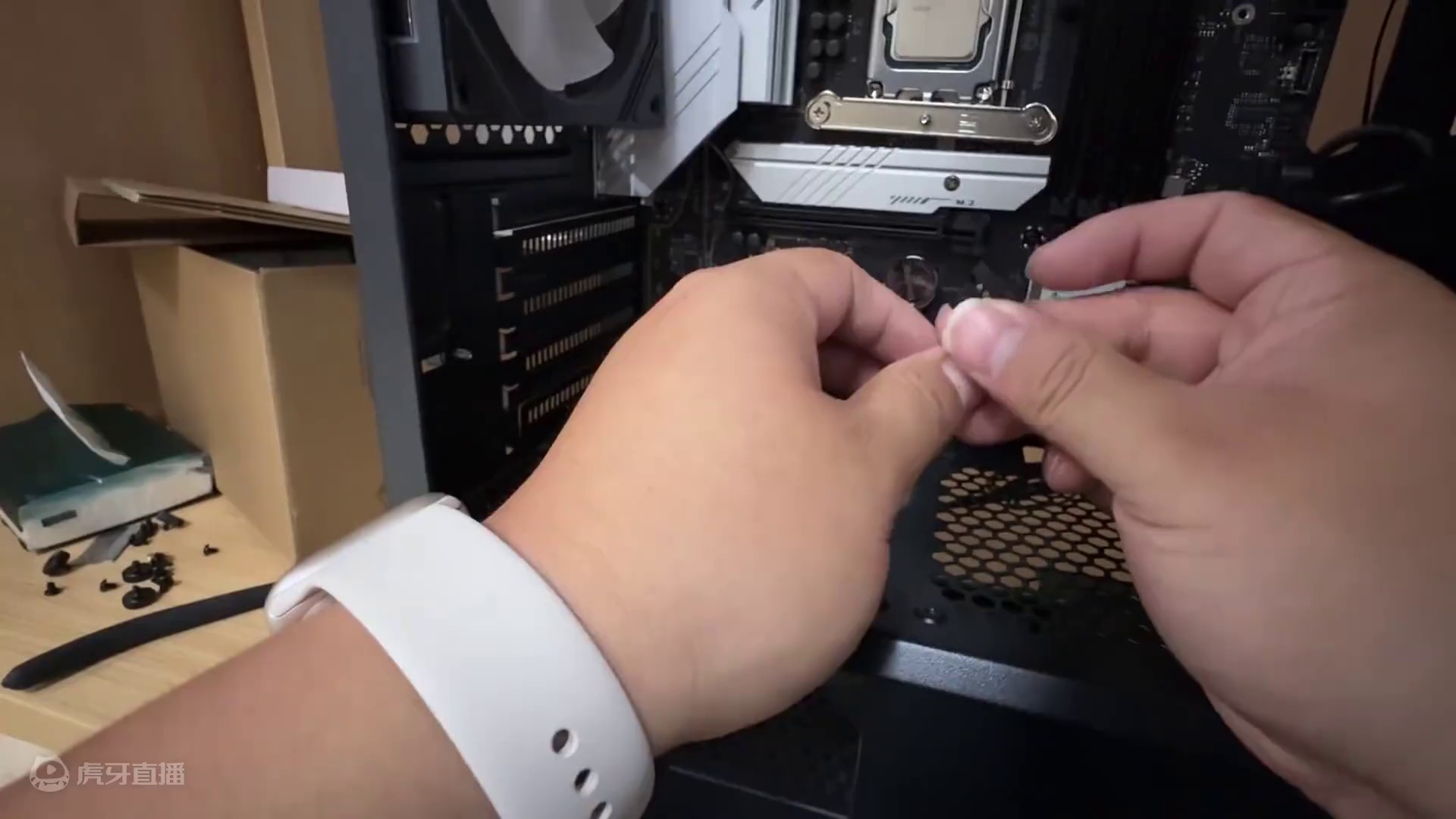 少去几次网吧就能攒出来的电脑？！装台超性价比纯黑主机！ 结尾有配置单#电脑 #装机 #长沙 #diy