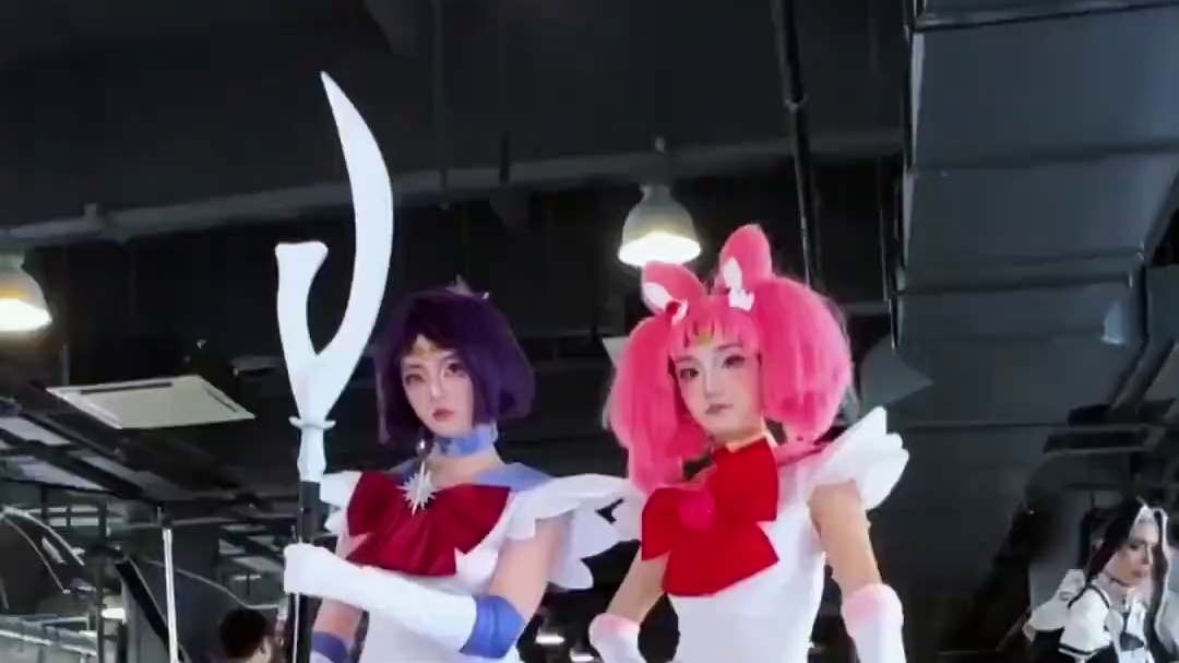 鹅厂：很好玩，下次不准玩了。#腾讯游戏  #服务型人格  #cpgz06  #广州漫展  #鹅厂凉茶