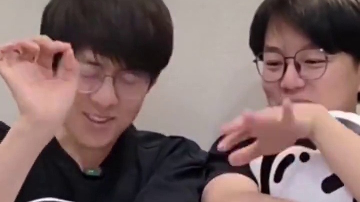 #广播剧 #配音 #赵成晨 #胡良伟 哈哈哈哈他俩真的太有意思了