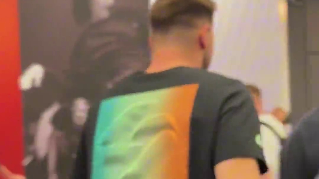 近距离原声视频Welcome Jordan family  ！！！东契奇，塔图姆，锡安和班凯罗 这个