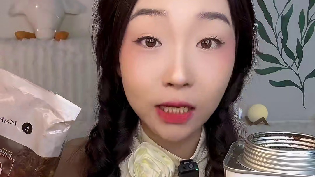 有点贵但是品质在线！卡卡业家的麦片，配料干净！里面的料真的很多！很适合做酸奶碗#燕麦片推荐 #饱腹感