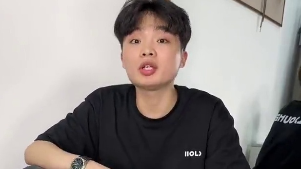 颜值质感都很顶牛皮腰带我真的爱爱爱 80斤能绑腰到200斤，一条绑很久很久#皮带 #牛仔裤 #cle