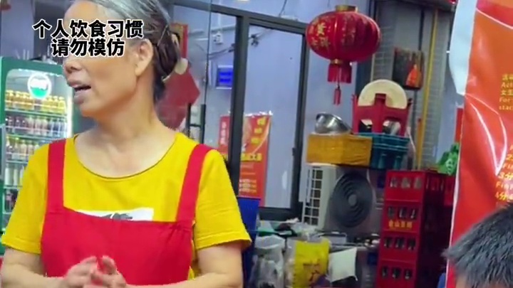 260斤重量级选手，竟要拿走阿姨5000奖金！ #螺蛳粉