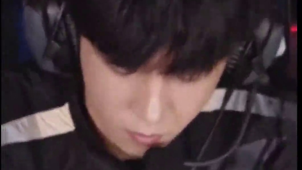 这是你们在找的电竞男主吗