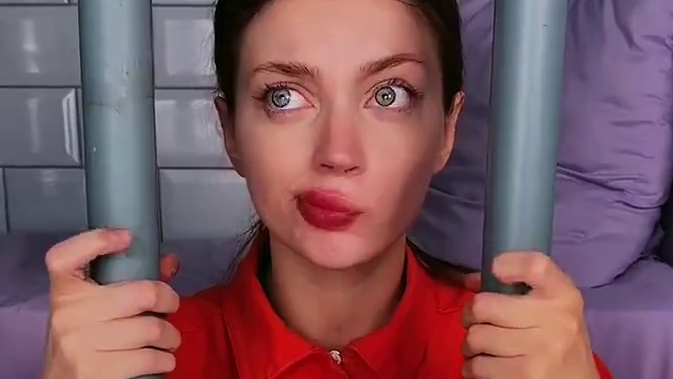 用黄油挽救坏的香蕉，这手法简直太牛了！ #搞笑视频 #搞笑配音 #看一遍笑一遍 #意想不到的结局 #