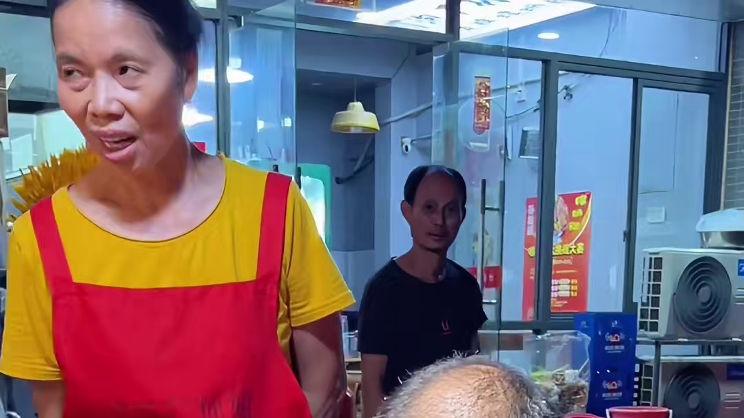 河北”辣王”又双叒叕来挑战了！这次拿走5000现金大奖！ #螺蛳粉