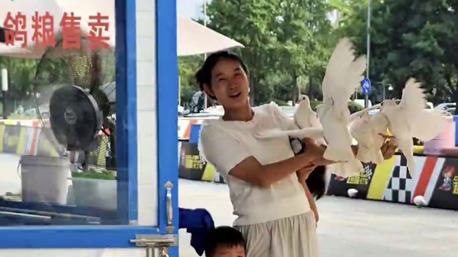 评论摄影作品毒辣点评！#摄影 #拍摄技巧 #摄影作品分析点评 #摄影作品点评 #摄影作品分享