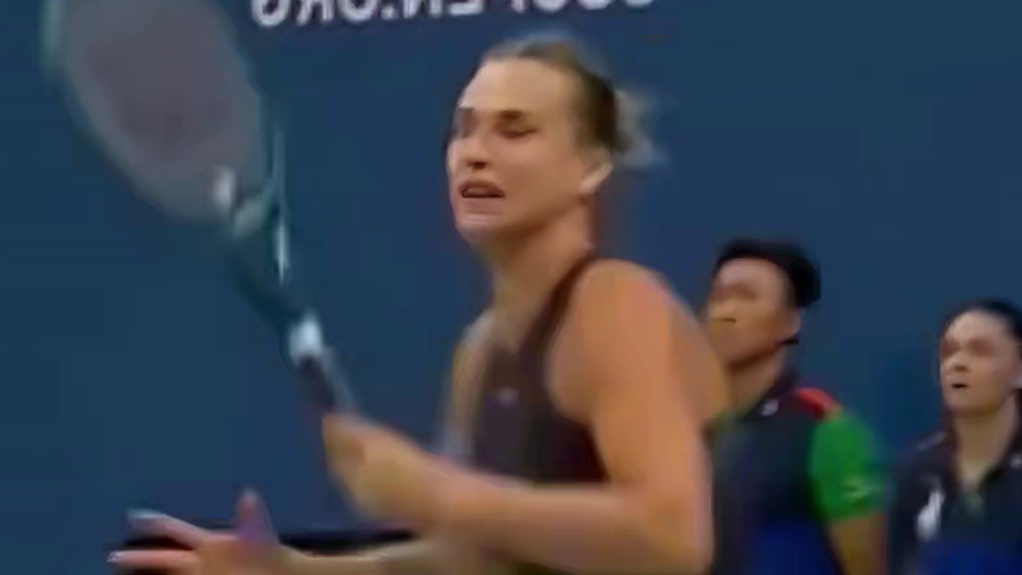 心魔萨巴伦卡，郑钦文连丢两盘止步8强