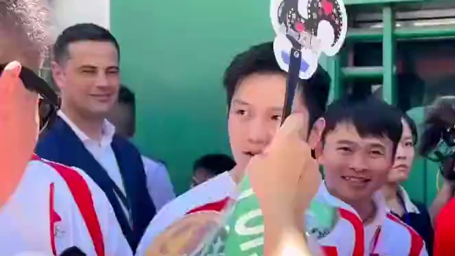 哈哈谢瑜港澳行也确诊为莫雷高德 玫瑰哥忘记龙队了吗