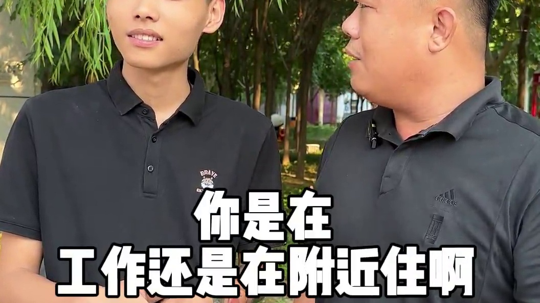 成功拿下一台小米折叠屏