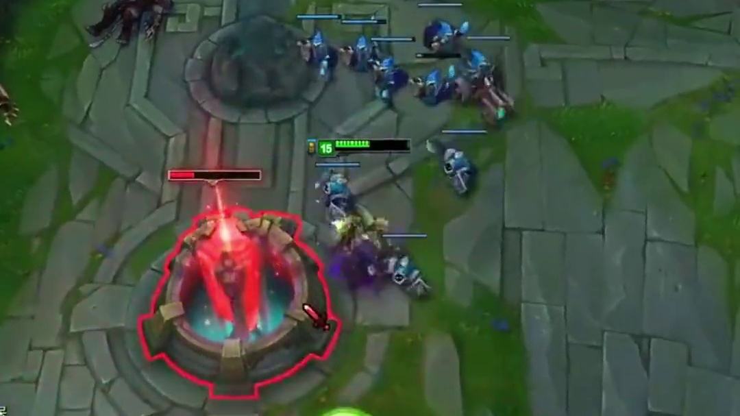 当年的小战锐雯，“月牙天冲”还有人记得吗？ #lol #锐雯 #小战 #内容启发搜索