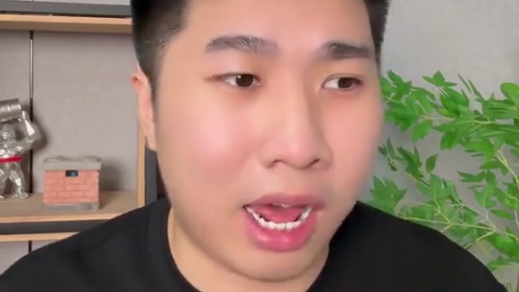 iPhone用不上微信？那iphone16怎么卖啊 #iPhone #iPhone16 #苹果手机 