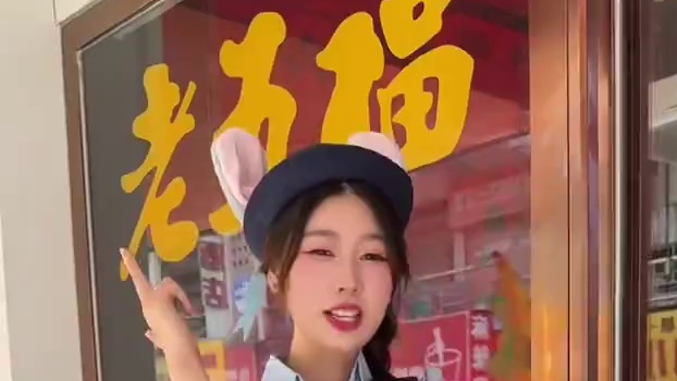 嫦娥姐姐最喜欢的月饼找到了一块钱一个我得多囤点#中秋月饼 #糕点美食 #开封美食 