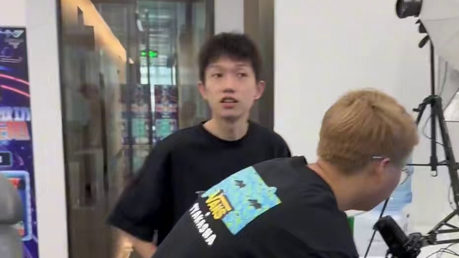 马桶杯比赛第一日 免费线下观赛啦 #qq飞车