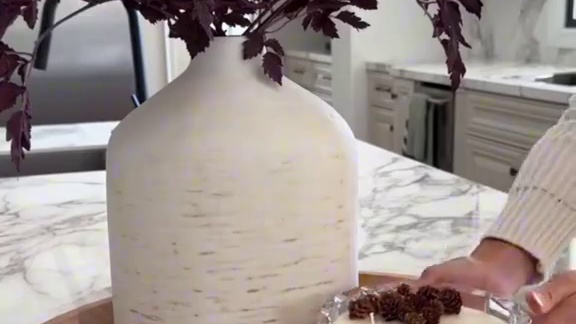 沉浸式手工制作vlog｜精致女人DIY自制秋天香薰蜡烛vlog～✨☺️️ 
#自制秋天蜡烛 #香薰蜡