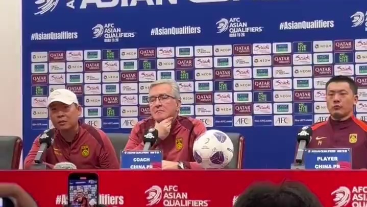 国足主帅伊万：大连是足球城 沙特很有实力，将用一场精彩比赛回报球迷！