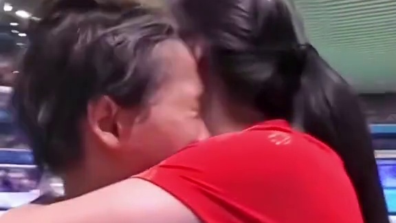 最美教练！陈若琳教练对待全红婵亦师亦姐细节里写满了偏爱，太暖了！ #全红婵 #陈若琳 #跳水