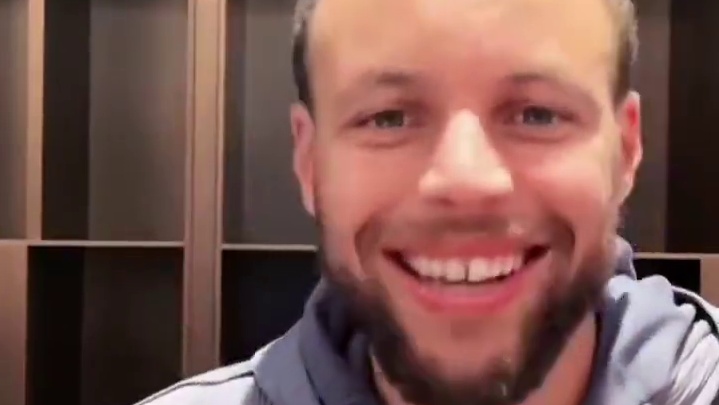 【】斯蒂芬-库里时隔五年再次开启中国行，今日抵达此次中国行的首站——成都。