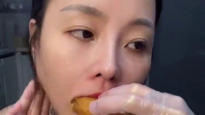 #各地特色月饼上分大赛 #哪些美食可以拯救没有食欲的日子 #还没到中秋就馋月饼了 #好好吃饭好好生活