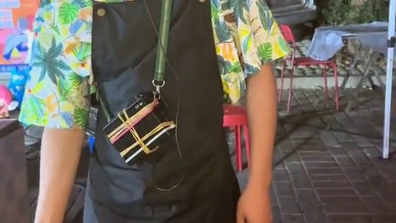 以画换物挑战，今天挑战的是：烈火牛肉