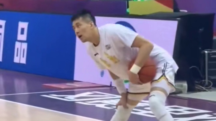 郭艾伦旧伤复发，强行复出埋下隐患