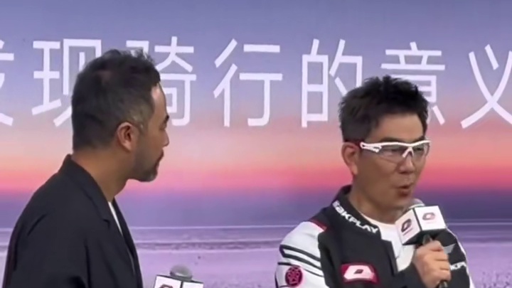 突然就对钱江有很多好感了，毕竟人民需要什么，钱江就出什么#任贤齐 #2024重庆摩博会 #qjmot