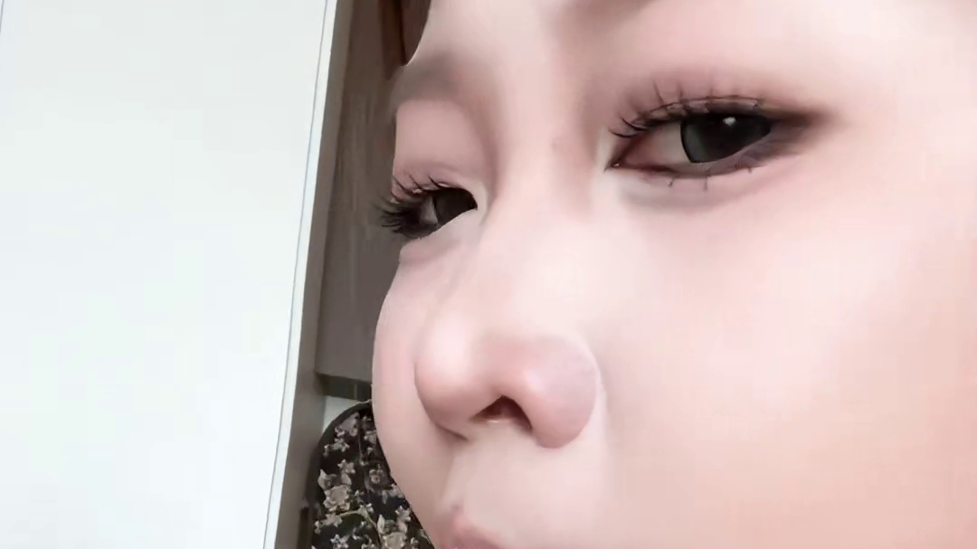 酸糖挑战，给朋友整红温了！#酸糖#人间烟火#这一口包酸的#打卡街边美食