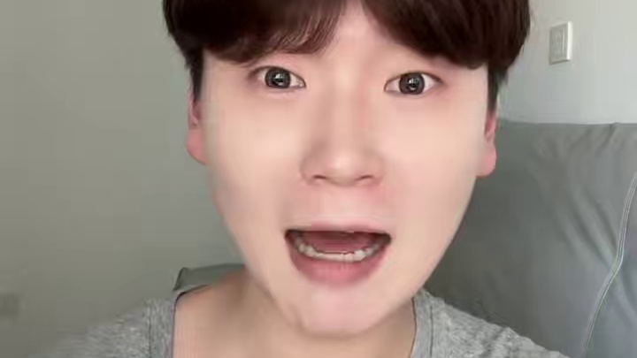 这才是白白届的学霸！一瓶实现三好学生！#芯丝翠 #neostrata芯丝翠 #芯丝翠淡斑乳 #芯丝翠