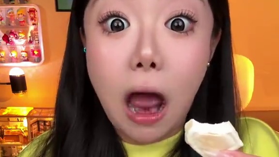 我咋没吃明白这巧饼呢 #巧饼 #零食推荐 #网红零食 #零食测评