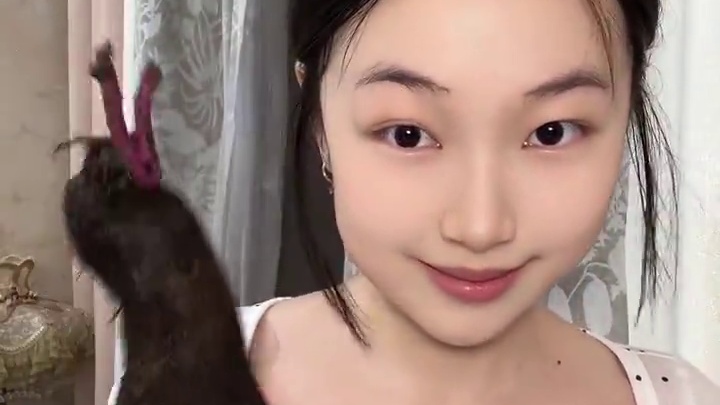 直播间流量密码好解压
#谁懂这一口的好吃程度 #吃货一枚鉴定完毕 #好吃到停不下来 #解压 #解压视