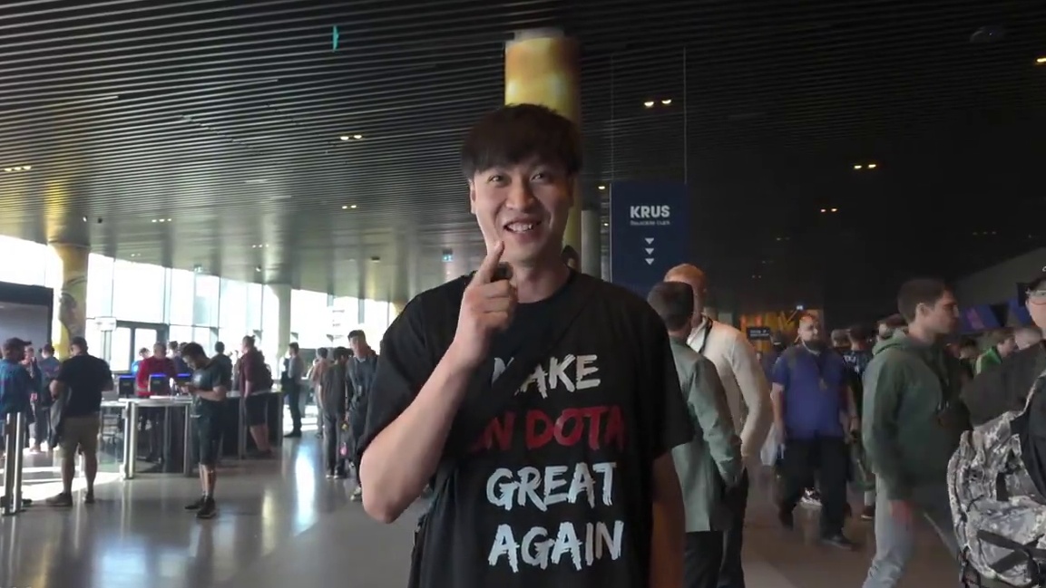 【TI13】前线记者带你速看主赛事第二天现场
#DOTA2 #刀塔 #TI13国际邀请赛