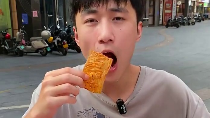 我们真的在用心做好辣条啊！只为让宝子们吃的放心#零食推荐 #辣条 #追剧小零食