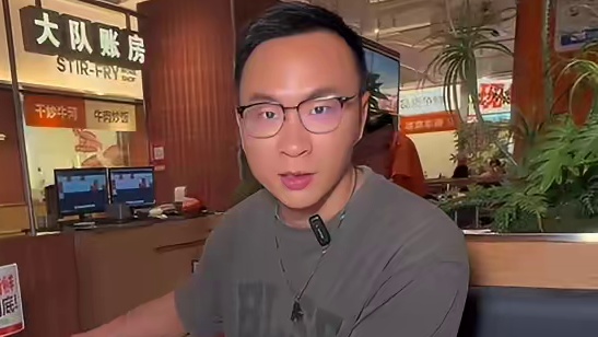 啊啊啊，被新塘金海岸的潮牛大队深得我心啊，128有7荤就算了，素菜还可以任吃!!!#新塘美食 #中秋