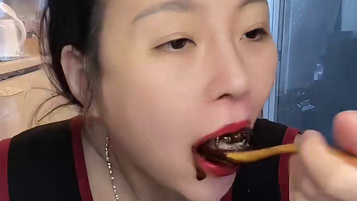 #哪些美食可以拯救没有食欲的日子 #今年要炫一种很新的月饼 #不敢想象这一口多好吃 #从来没吃过这么