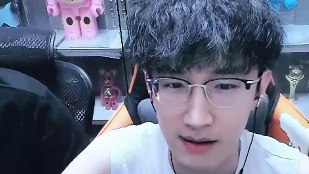 蔡哥这波也是梦回开服了 #逆水寒手游  #我浮夸真的要强 #逆水寒全民制作人