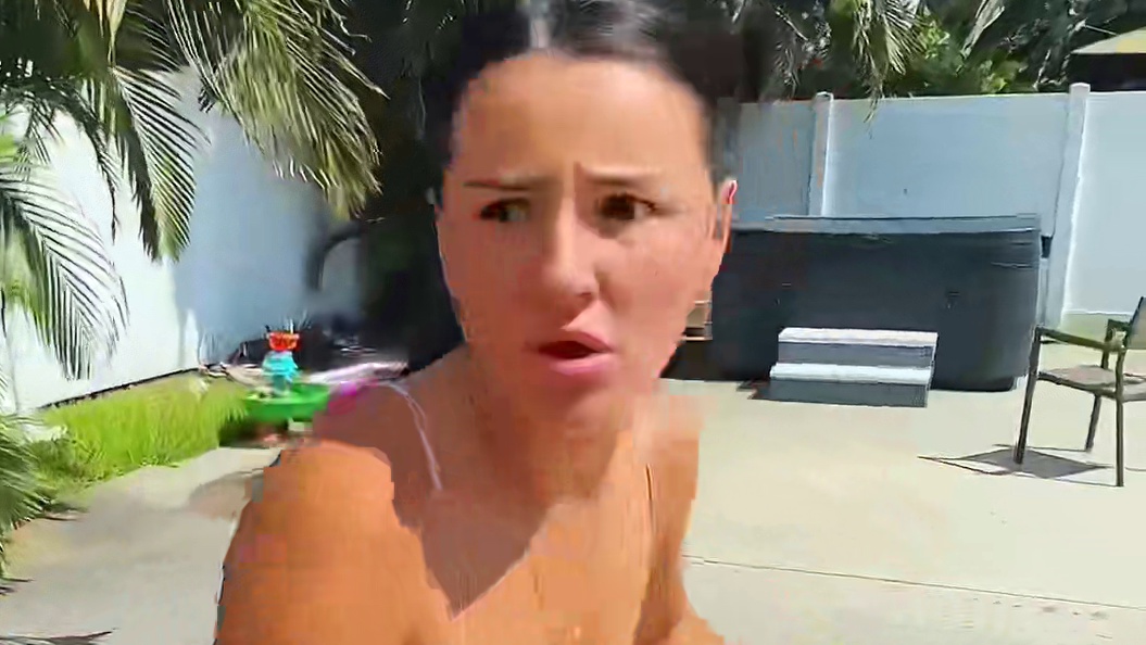 男子拔牙妻子用特殊手段，结局让人太意外了！ #搞笑视频 #搞笑配音 #搞笑 #专治不开心