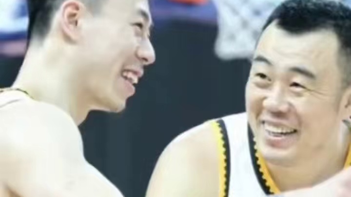 辽宁男篮加时击败深圳男篮，距离三连冠越来越近了