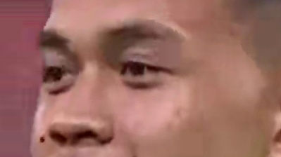 完全被戏耍！马来西亚国脚穿裆过掉魏震