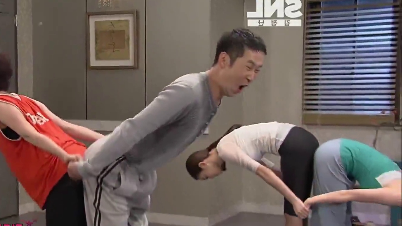 你见过这样的换气方式吗。 #这谁顶的住啊 #奇葩综艺 #综艺搞怪