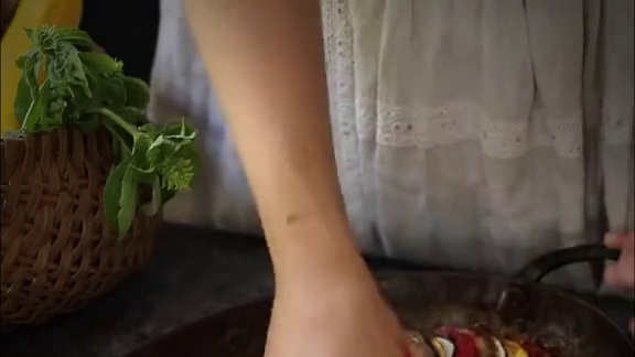 「普罗旺斯烩蔬菜」Ratatouille. 源自法国普罗旺斯地区的传统炖菜，不仅味道鲜美，而且色彩丰