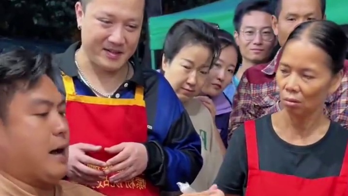 广西“辣王”要挑战10倍加辣！拿走100箱螺蛳粉！ #螺蛳粉