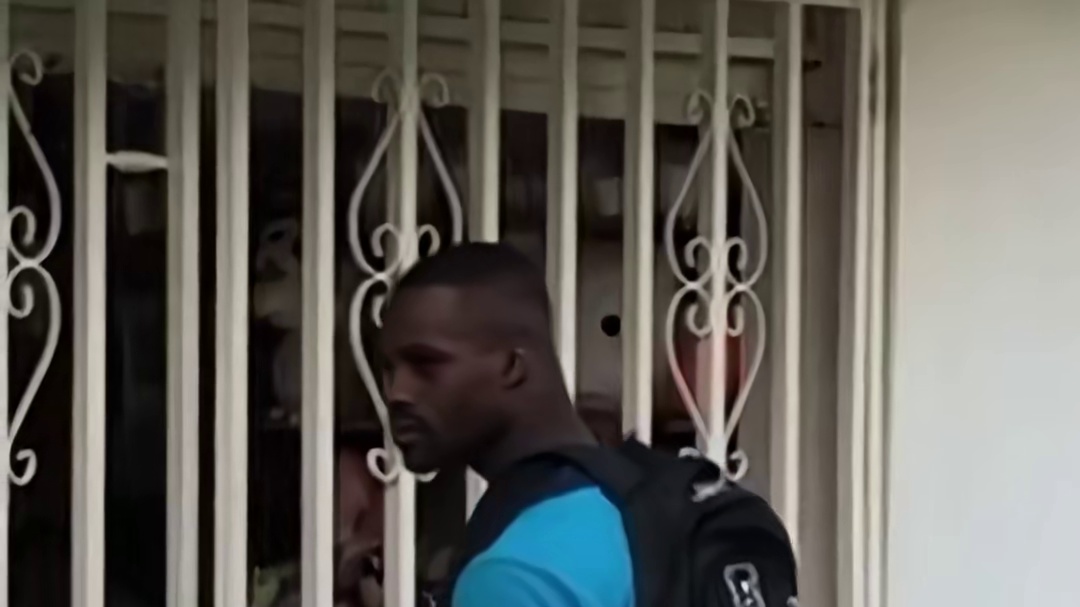 国外街头整蛊搞笑瞬间 (19)