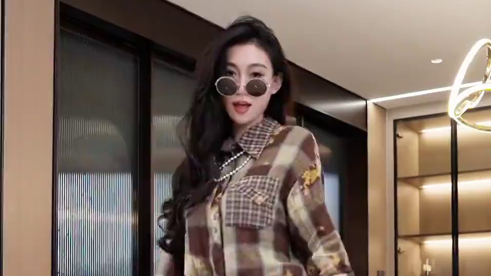 我的《入秋穿搭图鉴》，照着抄总会吧！#淘宝真香好物 #淘宝 #雅丹风穿搭好适合秋天 #秋季穿搭