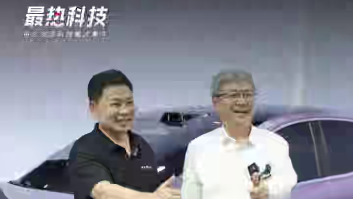 余承东：智界R7卖一台亏3万，百万豪车标准打造 百万豪车标准打造智界R7，售价非常有诚意，卖一台亏3