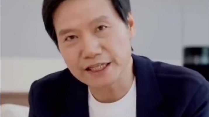 小米又被拉横幅了！其实军哥也很苦恼：销量翻倍太痛苦了......