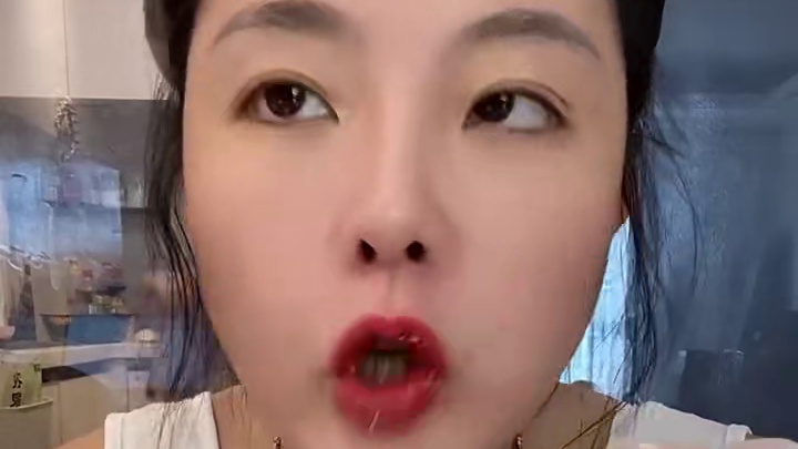 #吃货的世界唯有美食不可辜负 #从来没吃过这么好吃的东西 #不敢想象这一口多好吃 #好好吃饭好好生活