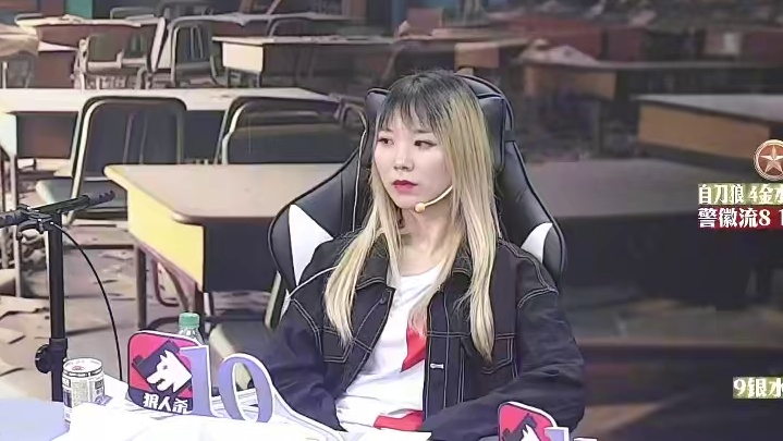 有人说在他身上看到大非老师、二妖又或是小胖的影子？初登华山即遭遇三连败，但是也因为一局比一局清晰的视