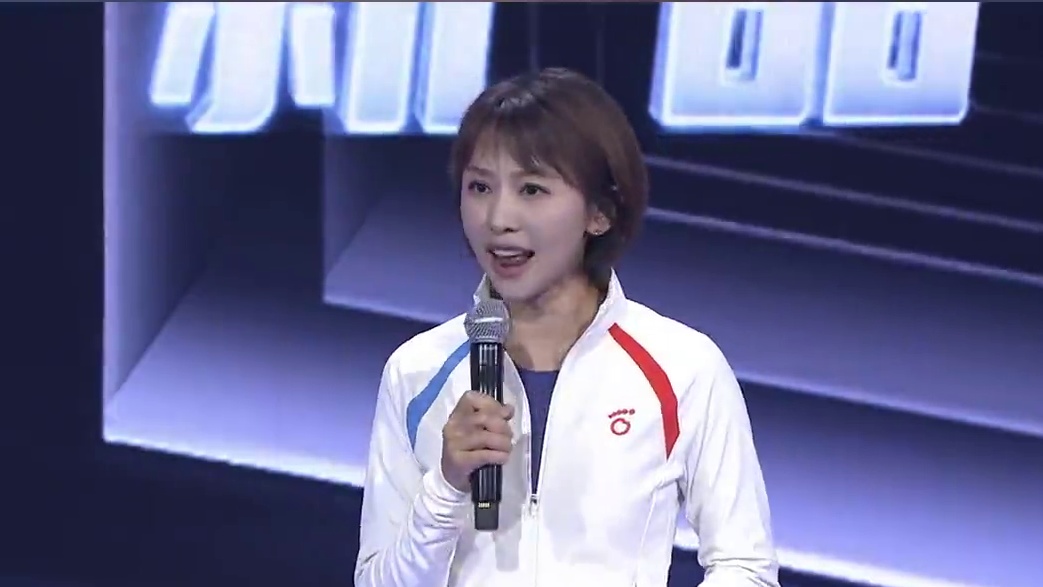 马孔多与消费者是双向奔赴。#欧阳夏丹 #马孔多 #马孔多极竞未来 #跑步就穿马孔多 #马孔多2024