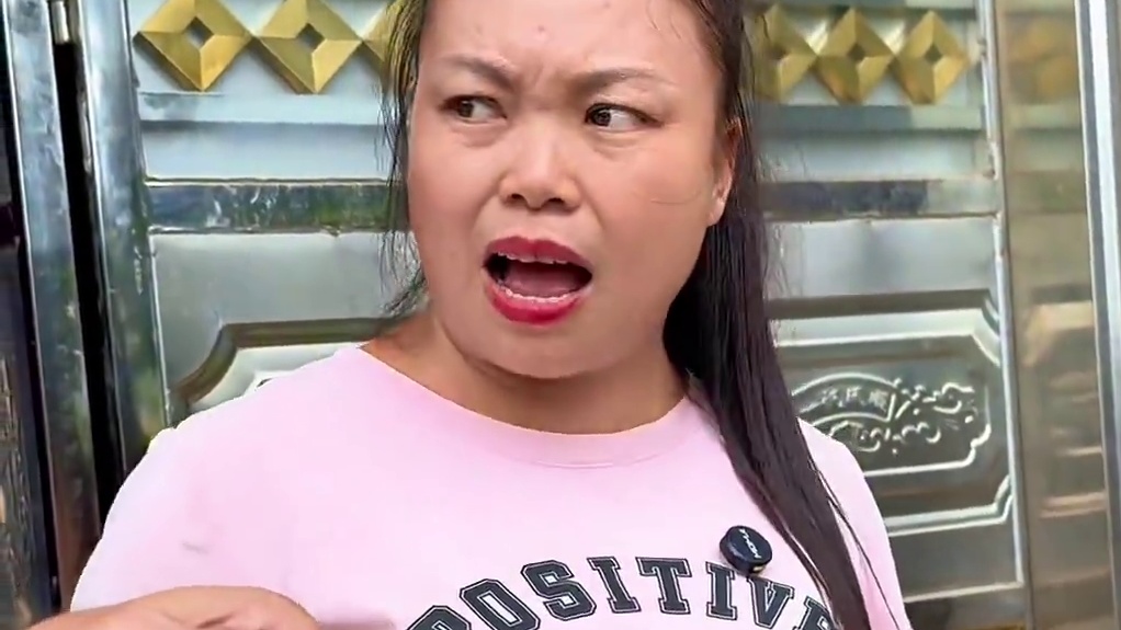 山村厨神大变身 人人都 嫌弃的猪大肠 没想到做得如此美味 #农村美食 #农村生活 #新农人计划202