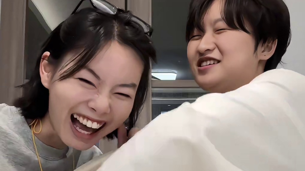 太有意义啦！结尾你最喜欢哪个！ #搞笑 #室友 #治愈 #彩棠腮红